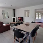 Maison Au Cœur Des Bois Hébergement de vacances Saint-Martin-de-Sallen