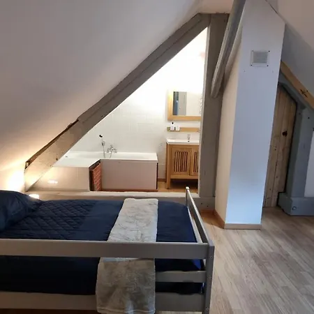 Maison Au Cœur Des Bois Hébergement de vacances *